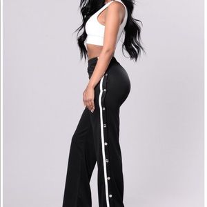 ☀️Fashion nova “ playa hatin pants”